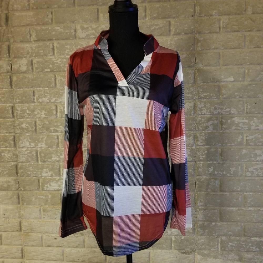 Super Adorable!!! Loose fitted plaid shirt - Picture 2 of 7
